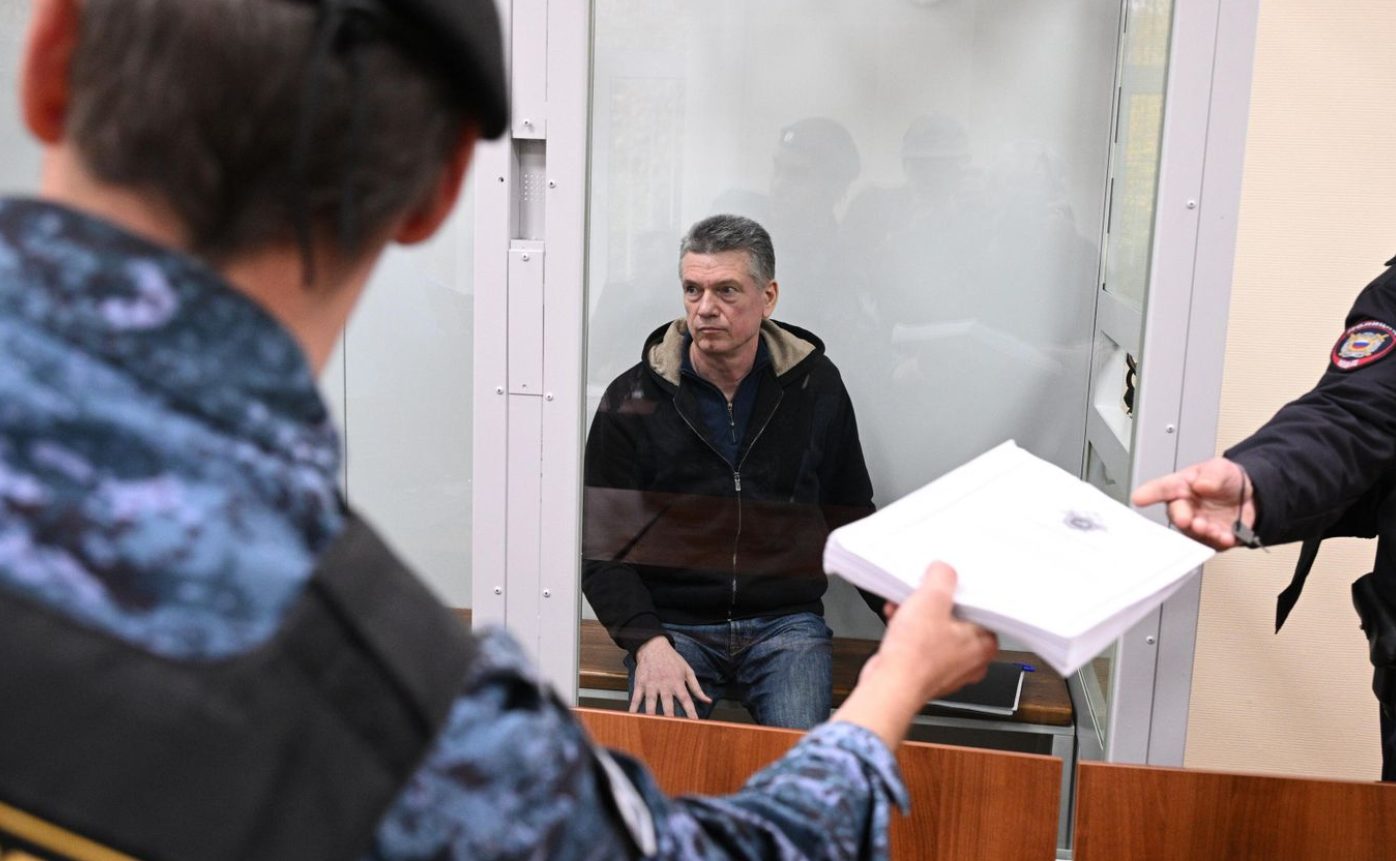 Экс-кадровика Минобороны Кузнецова приговорили к 12 годам колонии